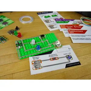 Set de Aula Crazy Circuits 101 de Brown Dog Gadgets 1 pza