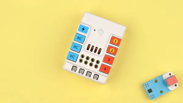 Kit de l'inventeur NEZHA pour micro: bit (sans micro: bit) - Cliquez pour agrandir