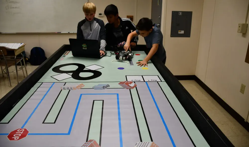 Tapete de Desafío del Curso de Manejo BrickEd (Tamaño FLL) - Haga Clic para Ampliar