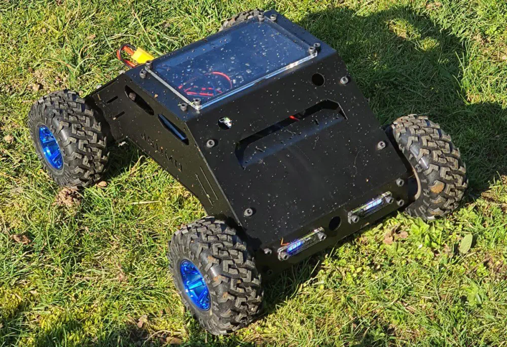 Kit Mecánico de Robot Todo Terreno de Alta Velocidad 4x4 ATLAS de JSumo (s/ Electrónica) - Haga Clic para Ampliar