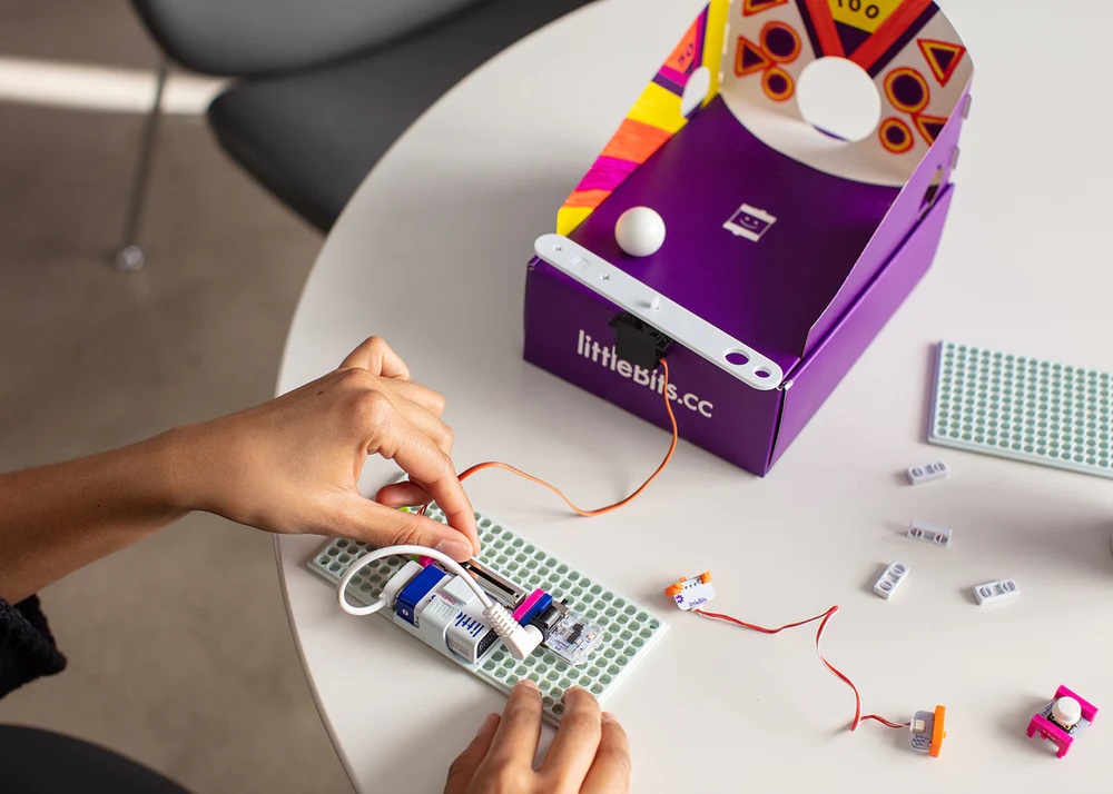 Kit de démarrage d'apprentissage à domicile littleBits - Cliquez pour agrandir