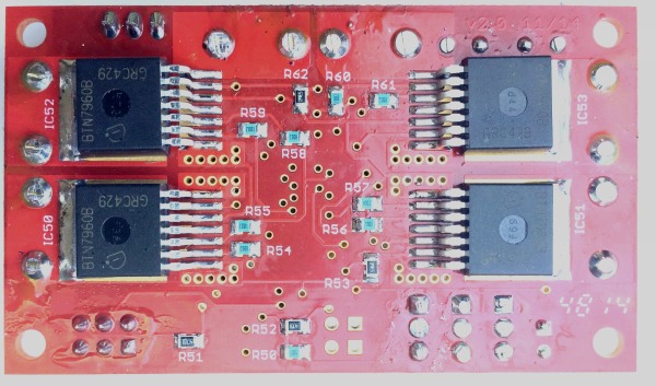 Controlador de Motor DC de R/C Único 12,5 A; 5,5 V a 28 V Scorpion XL 2.0 Dual – Haga clic para ampliar