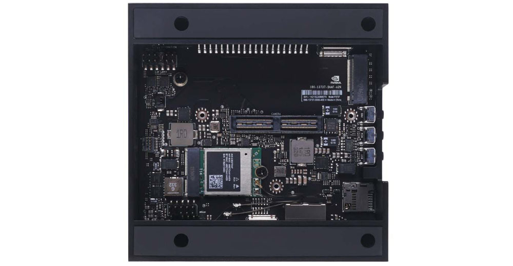 NVIDIA Jetson AGX Orin Developer Kit AI Edge Computer - Zum Vergrößern klicken
