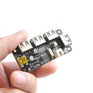 Hub USB Zero4U 4 ports pour Raspberry Pi Zero (v1.3 uniquement)